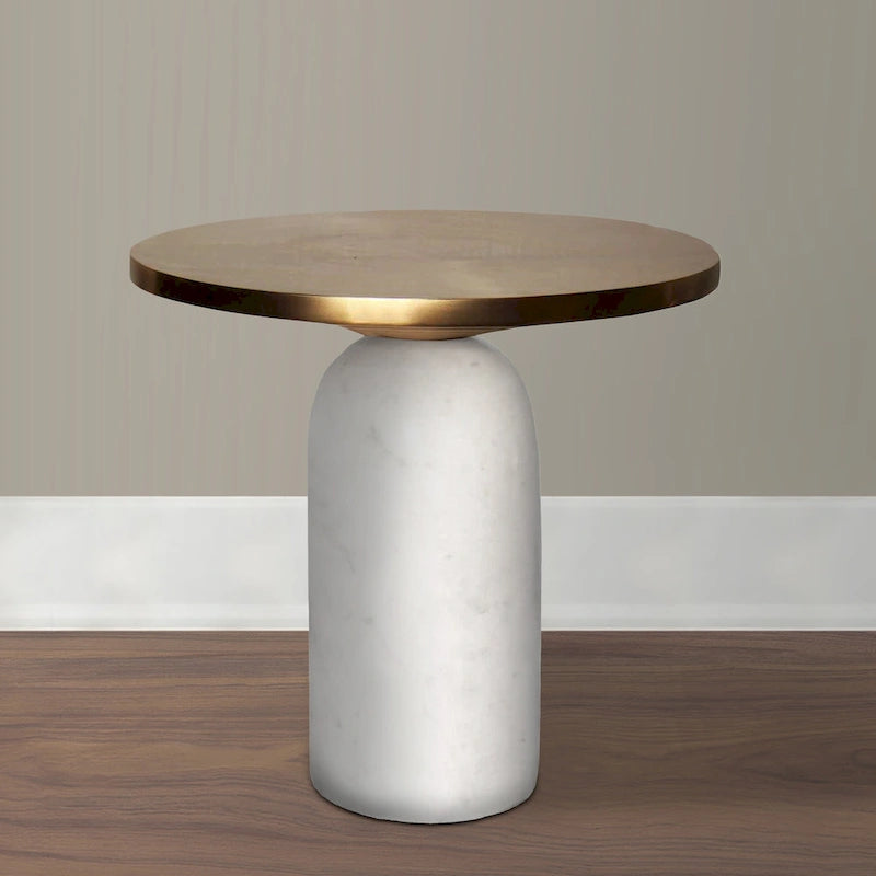 Table d'appoint ronde moderne de 17 pouces en laiton avec base cylindrique en marbre, laiton, blanc